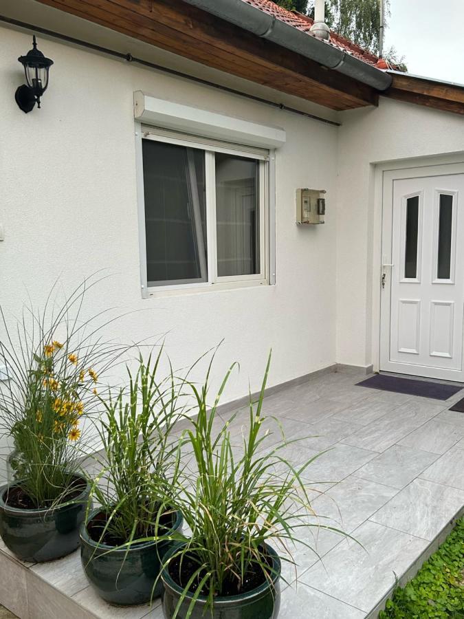 Kisvirag Vendeghaz Villa Balatonvilagos Exterior photo